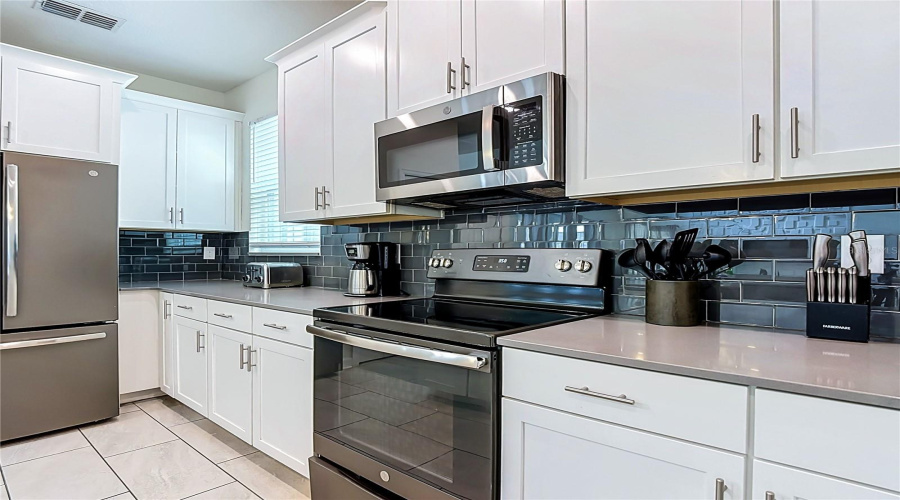 Kissimmee, Florida 34746, 5 Bedroom Bedrooms, ,5 Bathroombathrooms,Residential,For Sale,Bookmark,0,Mfro6436701