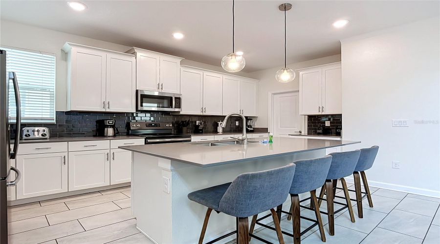 Kissimmee, Florida 34746, 5 Bedroom Bedrooms, ,5 Bathroombathrooms,Residential,For Sale,Bookmark,0,Mfro6436701