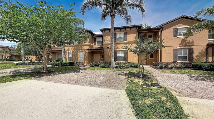 Davenport, Florida 33897, 4 Bedroom Bedrooms, ,3 Bathroombathrooms,Residential,For Sale,Capri,0,Mfrs5149293