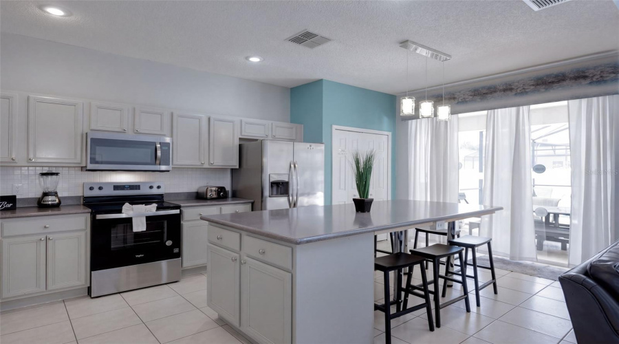 Kissimmee, Florida 34746, 6 Bedroom Bedrooms, ,5 Bathroombathrooms,Residential,For Sale,Seasons,0,Mfrs5159362