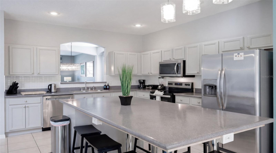 Kissimmee, Florida 34746, 6 Bedroom Bedrooms, ,5 Bathroombathrooms,Residential,For Sale,Seasons,0,Mfrs5159362