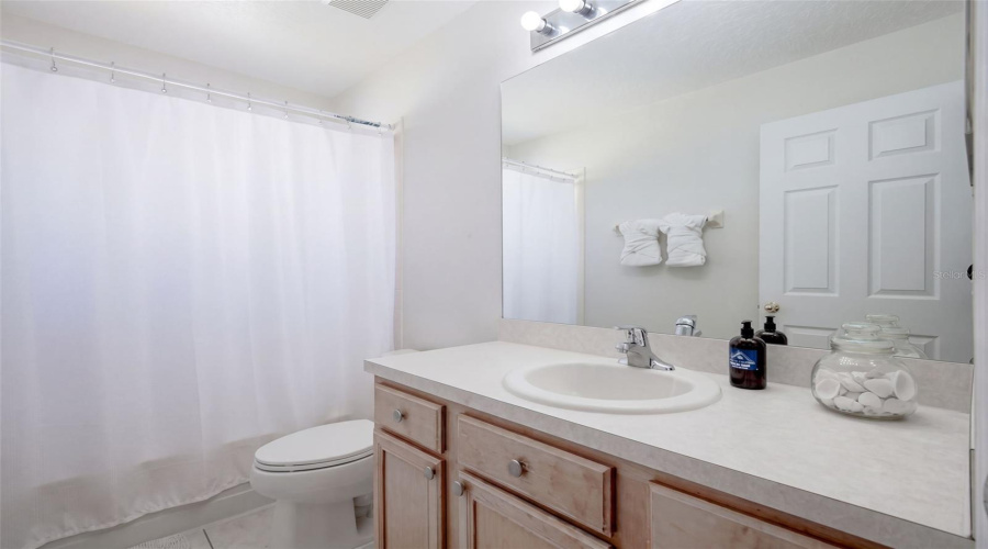 Kissimmee, Florida 34746, 6 Bedroom Bedrooms, ,5 Bathroombathrooms,Residential,For Sale,Seasons,0,Mfrs5159362