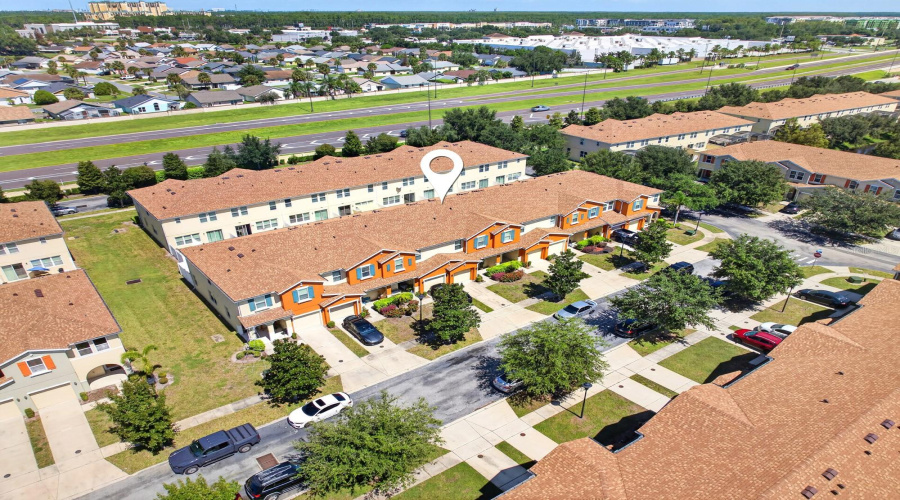 Excellent Location Close To Area Attractions.