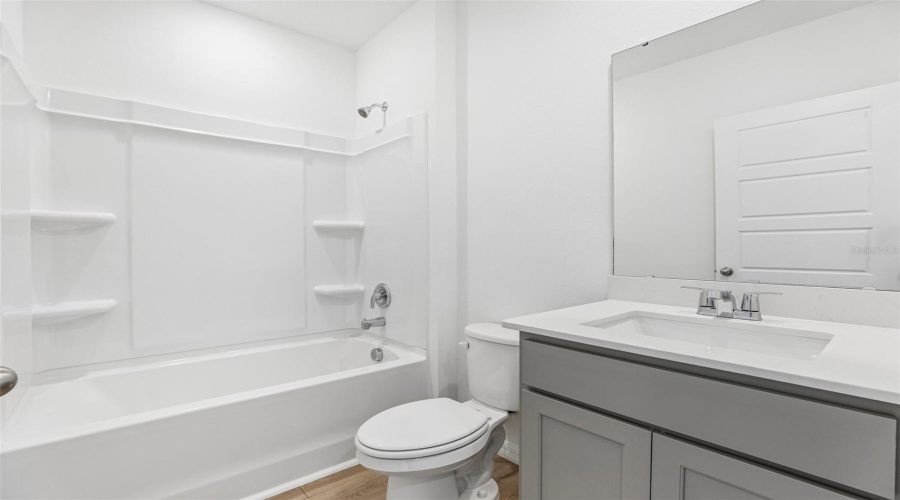 Davenport, Florida 33837, 4 Bedroom Bedrooms, ,2 Bathroombathrooms,Residential,For Sale,Rolling Lake,0,Mfro6449279