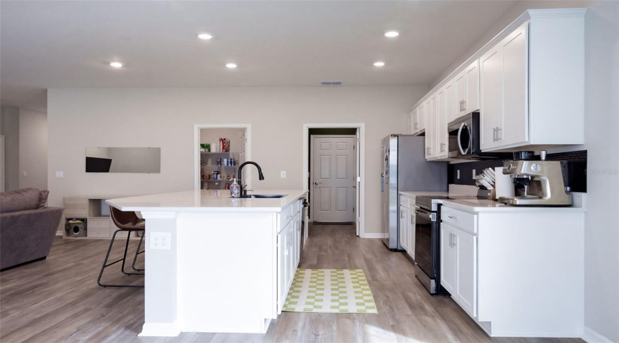 Davenport, Florida 33837, 4 Bedroom Bedrooms, ,2 Bathroombathrooms,Residential,For Sale,Mountain Flower Lane,0,Mfro6447544