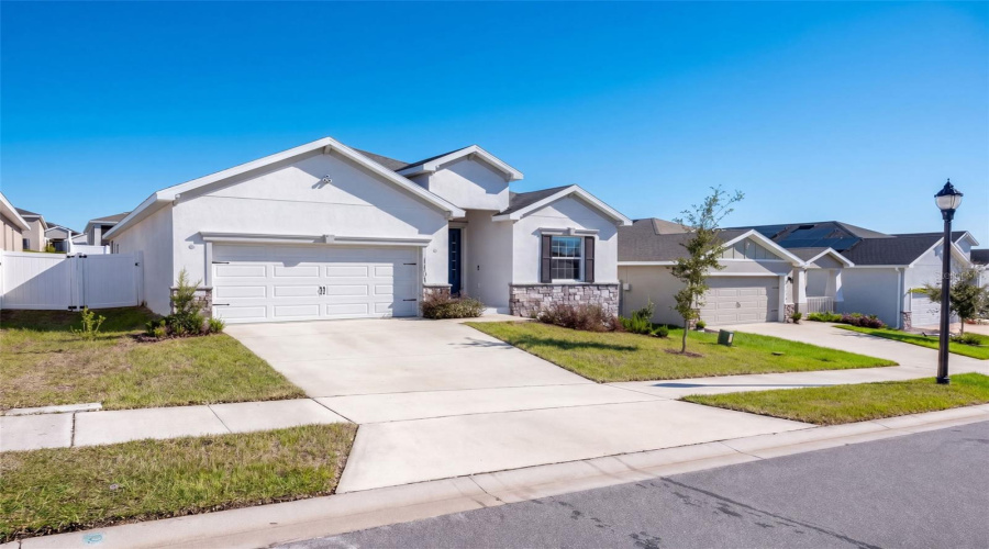 Davenport, Florida 33837, 4 Bedroom Bedrooms, ,2 Bathroombathrooms,Residential,For Sale,Mountain Flower Lane,0,Mfro6447544