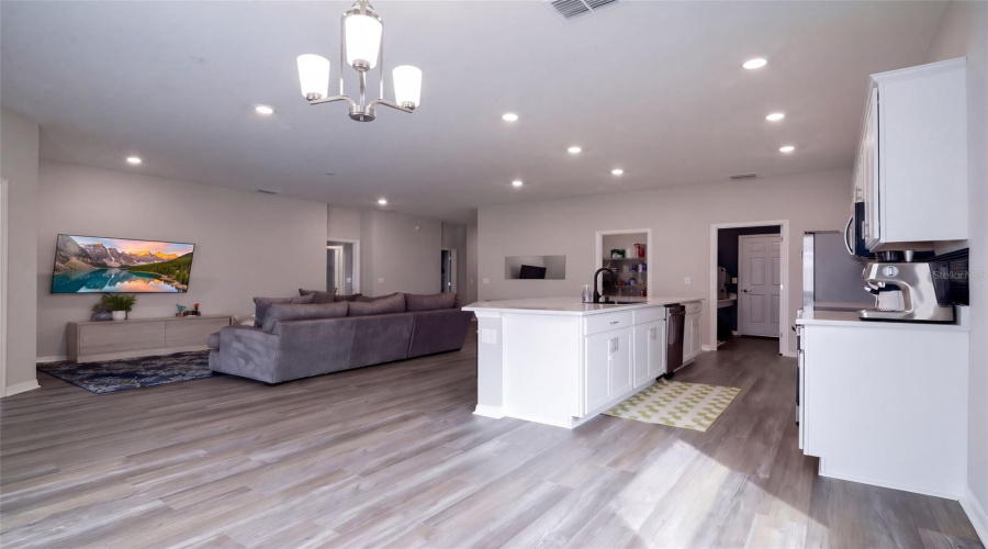 Davenport, Florida 33837, 4 Bedroom Bedrooms, ,2 Bathroombathrooms,Residential,For Sale,Mountain Flower Lane,0,Mfro6447544