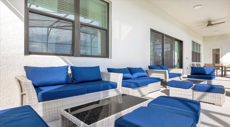 Conversation Area - Covered Lanai