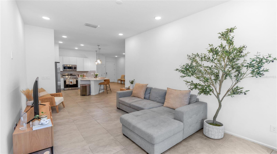 Orlando, Florida 32821, 5 Bedroom Bedrooms, ,5 Bathroombathrooms,Residential,For Sale,Ebb Tide,0,Mfro6414665