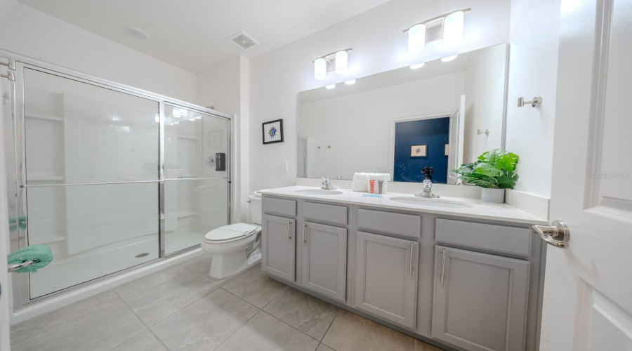 Orlando, Florida 32821, 12 Bedroom Bedrooms, ,11 Bathroombathrooms,Residential,For Sale,High Seas,0,Mfro6439979