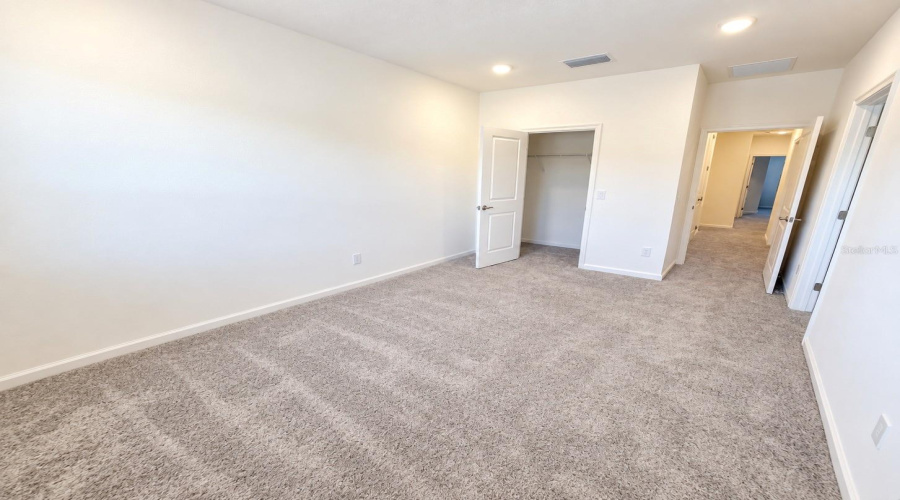 Orlando, Florida 32821, 5 Bedroom Bedrooms, ,5 Bathroombathrooms,Residential,For Sale,Ebb Tide Lane,0,Mfro6444567