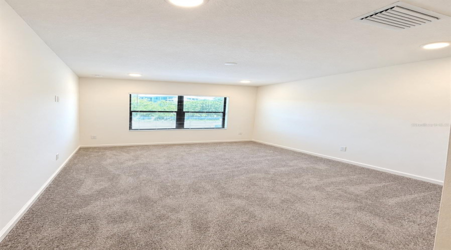Orlando, Florida 32821, 5 Bedroom Bedrooms, ,5 Bathroombathrooms,Residential,For Sale,Ebb Tide Lane,0,Mfro6444567