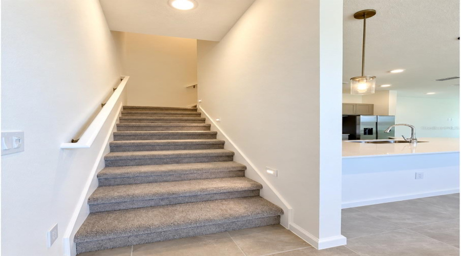 Orlando, Florida 32821, 5 Bedroom Bedrooms, ,5 Bathroombathrooms,Residential,For Sale,Ebb Tide Lane,0,Mfro6444567