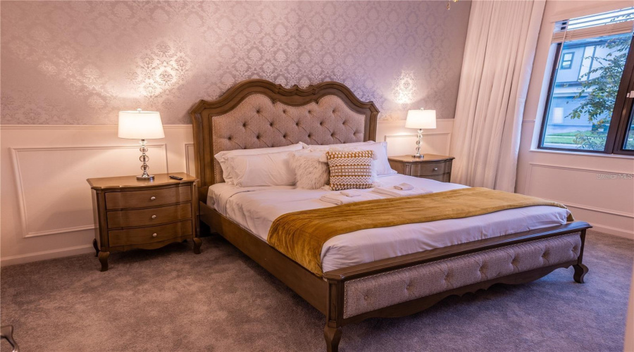 Master Suite - Downstairs