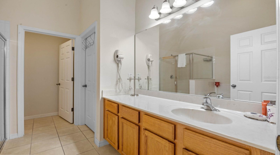 Kissimmee, Florida 34746, 4 Bedroom Bedrooms, ,3 Bathroombathrooms,Residential,For Sale,Dharma,0,Mfro6444717