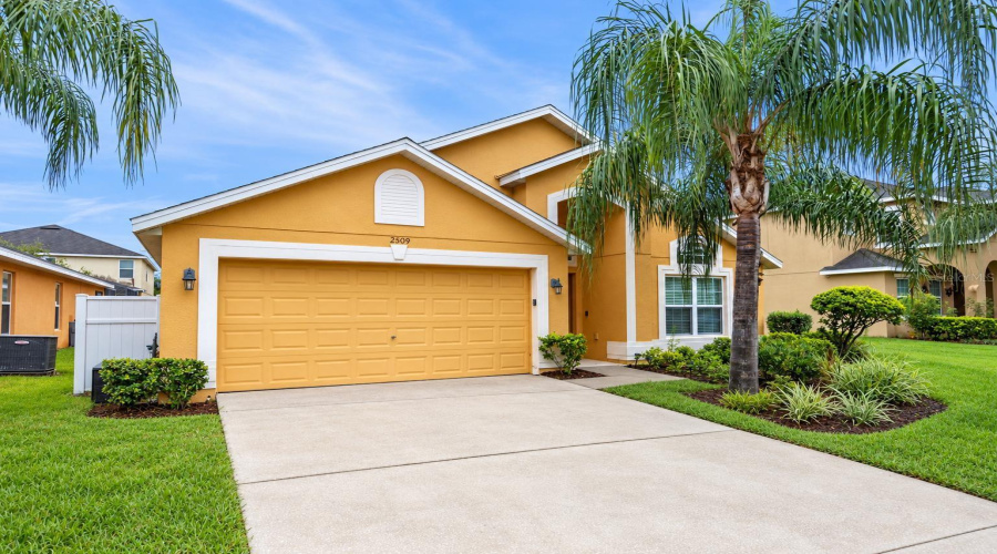 Kissimmee, Florida 34746, 4 Bedroom Bedrooms, ,3 Bathroombathrooms,Residential,For Sale,Dharma,0,Mfro6444717