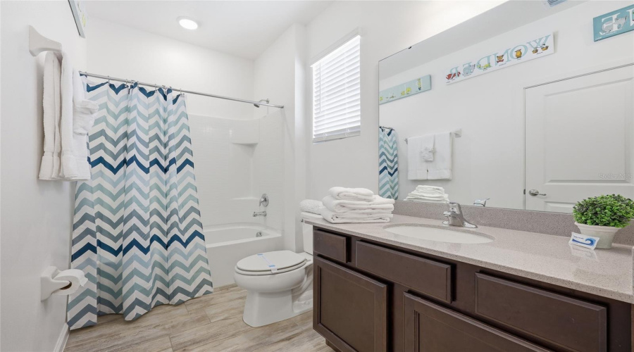 Kissimmee, Florida 34746, 13 Bedroom Bedrooms, ,11 Bathroombathrooms,Residential,For Sale,Shanti,0,Mfro6397792