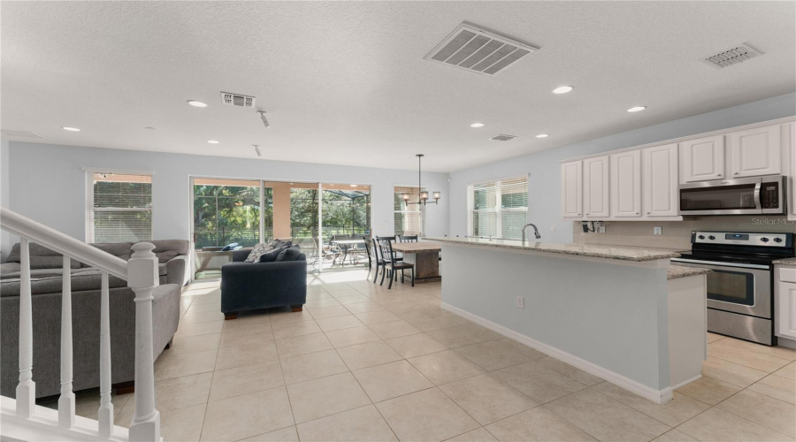 Kissimmee, Florida 34746, 8 Bedroom Bedrooms, ,6 Bathroombathrooms,Residential,For Sale,Shiva,0,Mfro6358756