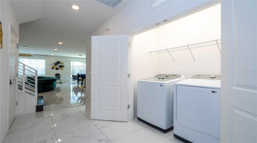 Kissimmee, Florida 34746, 9 Bedroom Bedrooms, ,7 Bathroombathrooms,Residential,For Sale,Shanti,0,Mfrs5134329