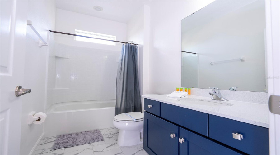Kissimmee, Florida 34746, 9 Bedroom Bedrooms, ,7 Bathroombathrooms,Residential,For Sale,Shanti,0,Mfrs5134329