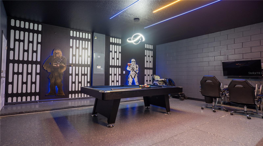 Game Room - Garage