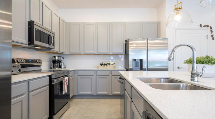 Orlando, Florida 32821, 9 Bedroom Bedrooms, ,9 Bathroombathrooms,Residential,For Sale,High Seas,0,Mfro6367679