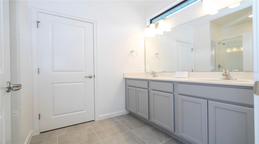 Orlando, Florida 32821, 9 Bedroom Bedrooms, ,9 Bathroombathrooms,Residential,For Sale,High Seas,0,Mfro6367679