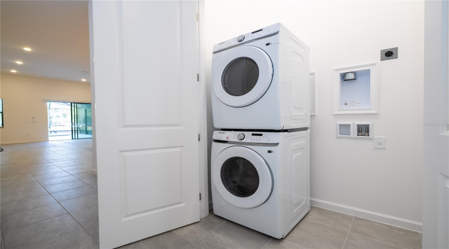Orlando, Florida 32821, 12 Bedroom Bedrooms, ,11 Bathroombathrooms,Residential,For Sale,High Seas,0,Mfrs5143252