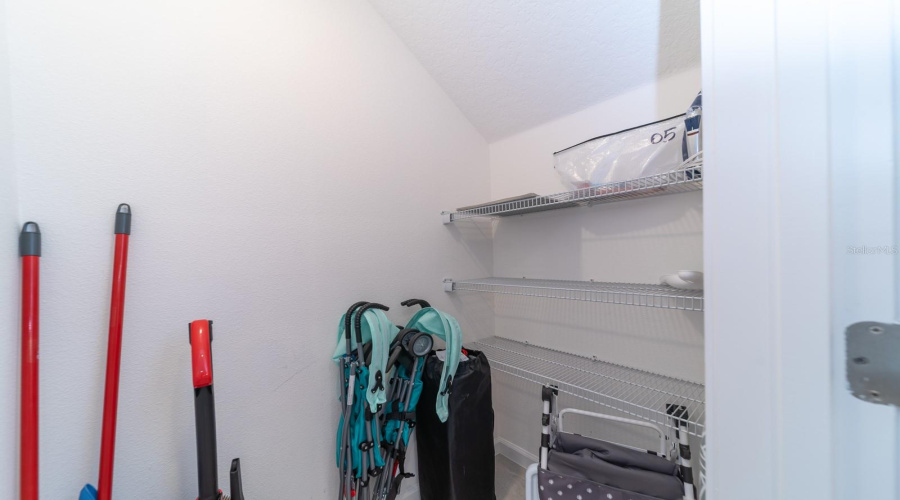 Orlando, Florida 32821, 5 Bedroom Bedrooms, ,5 Bathroombathrooms,Residential,For Sale,Ebb Tide,0,Mfro6388551