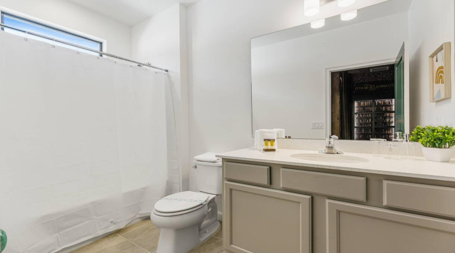 Orlando, Florida 32821, 10 Bedroom Bedrooms, ,9 Bathroombathrooms,Residential,For Sale,High Seas,0,Mfro6389261