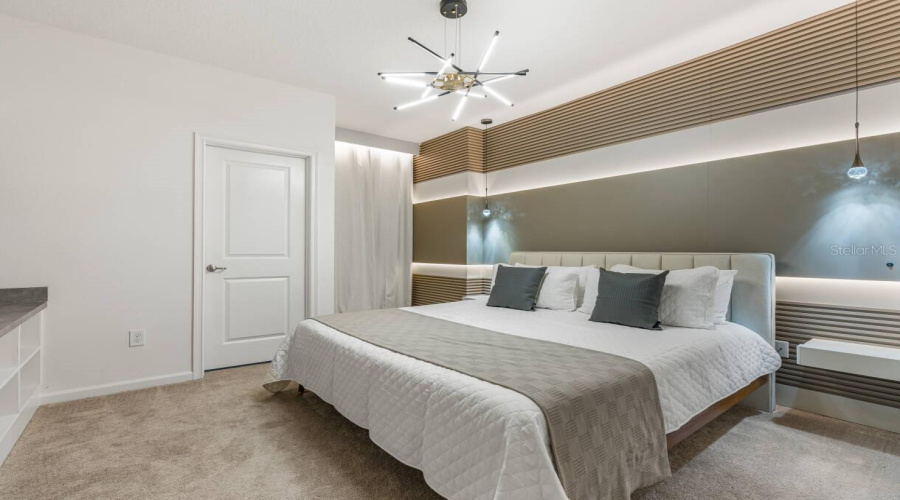 Orlando, Florida 32821, 10 Bedroom Bedrooms, ,9 Bathroombathrooms,Residential,For Sale,High Seas,0,Mfro6389261