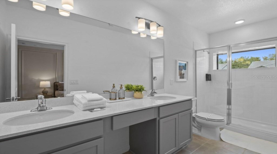Orlando, Florida 32821, 5 Bedroom Bedrooms, ,5 Bathroombathrooms,Residential,For Sale,Ebb Tide,0,Mfro6393415