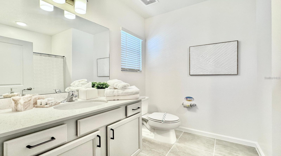 Orlando, Florida 32821, 5 Bedroom Bedrooms, ,5 Bathroombathrooms,Residential,For Sale,Voyager,0,Mfro6405823