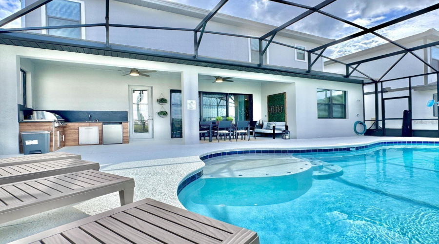 Orlando, Florida 32821, 5 Bedroom Bedrooms, ,5 Bathroombathrooms,Residential,For Sale,Voyager,0,Mfro6405823
