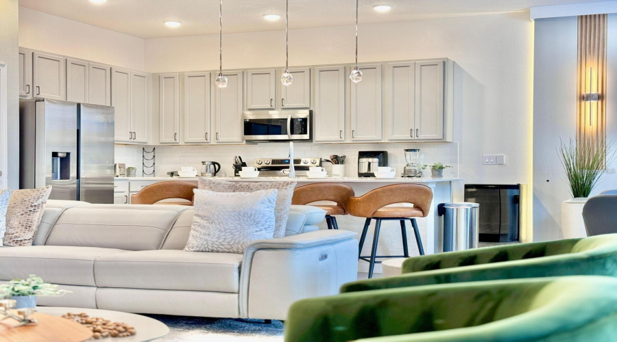 Orlando, Florida 32821, 5 Bedroom Bedrooms, ,5 Bathroombathrooms,Residential,For Sale,Voyager,0,Mfro6405823