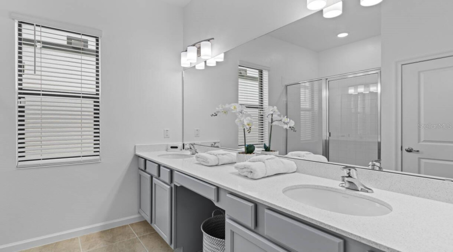 Orlando, Florida 32821, 8 Bedroom Bedrooms, ,8 Bathroombathrooms,Residential,For Sale,High Seas,0,Mfro6385738