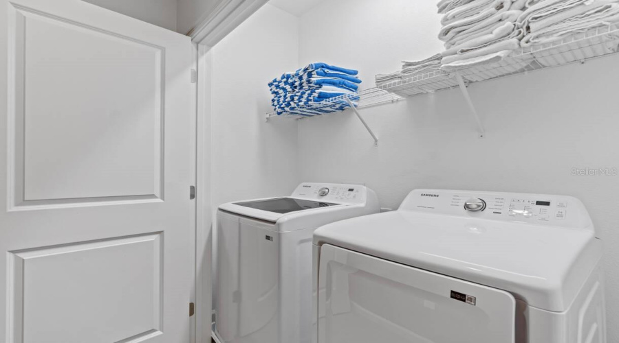 Orlando, Florida 32821, 8 Bedroom Bedrooms, ,8 Bathroombathrooms,Residential,For Sale,High Seas,0,Mfro6385738