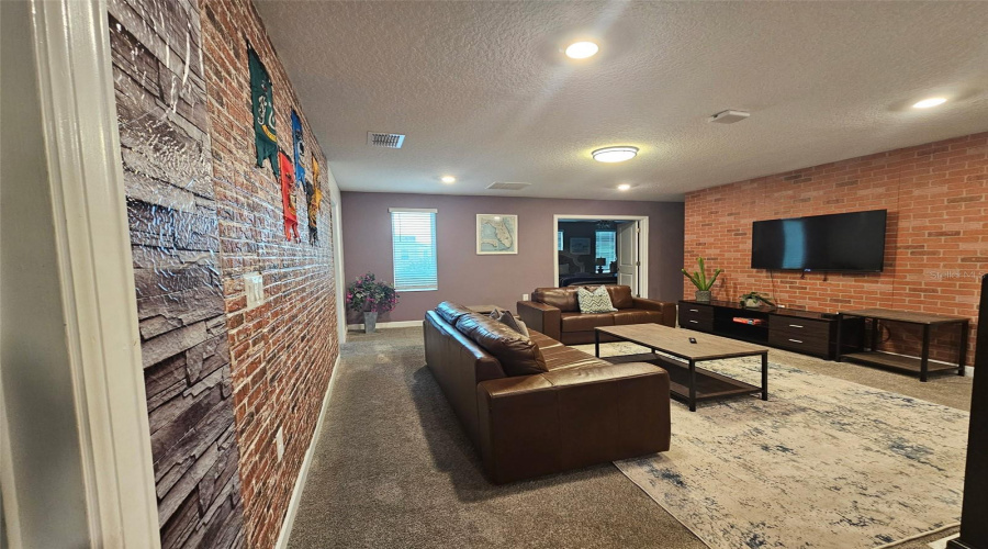Kissimmee, Florida 34746, 8 Bedroom Bedrooms, ,5 Bathroombathrooms,Residential,For Sale,Target,0,Mfro6449345