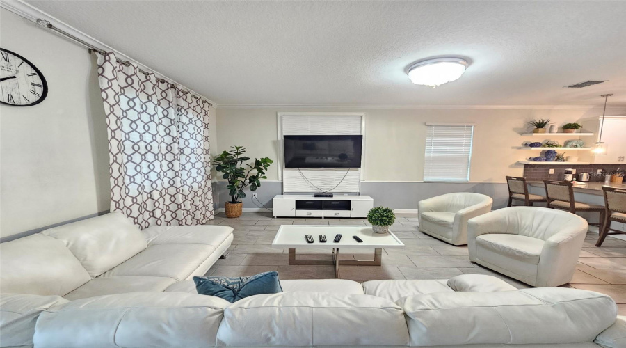 Kissimmee, Florida 34746, 8 Bedroom Bedrooms, ,5 Bathroombathrooms,Residential,For Sale,Target,0,Mfro6449345