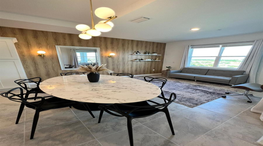 Kissimmee, Florida 34746, 2 Bedroom Bedrooms, ,2 Bathroombathrooms,Residential,For Sale,Paradox,0,Mfrs5146311