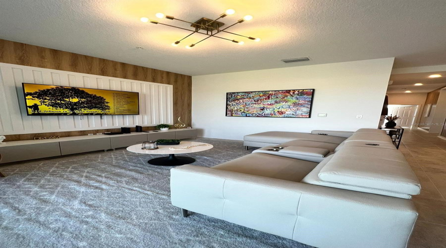 Kissimmee, Florida 34746, 2 Bedroom Bedrooms, ,2 Bathroombathrooms,Residential,For Sale,Paradox,0,Mfrs5146311