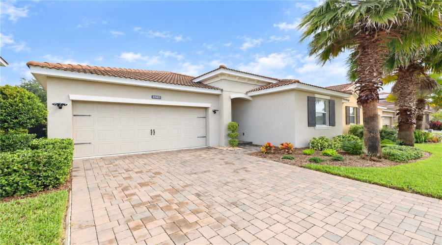 Davenport, Florida 33837, 4 Bedroom Bedrooms, ,2 Bathroombathrooms,Residential,For Sale,Oak Bluff,0,Mfro6449163