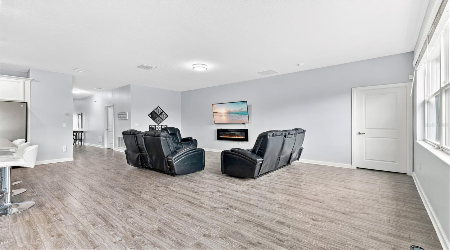 Davenport, Florida 33837, 4 Bedroom Bedrooms, ,2 Bathroombathrooms,Residential,For Sale,Oak Bluff,0,Mfro6449163