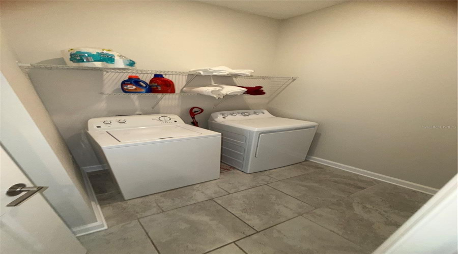 Kissimmee, Florida 34746, 4 Bedroom Bedrooms, ,3 Bathroombathrooms,Residential,For Sale,Seven Canyons,0,Mfro6438327