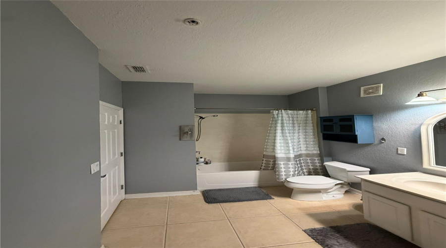 Davenport, Florida 33896, 3 Bedroom Bedrooms, ,2 Bathroombathrooms,Residential,For Sale,Venezia,0,Mfrtb8556336
