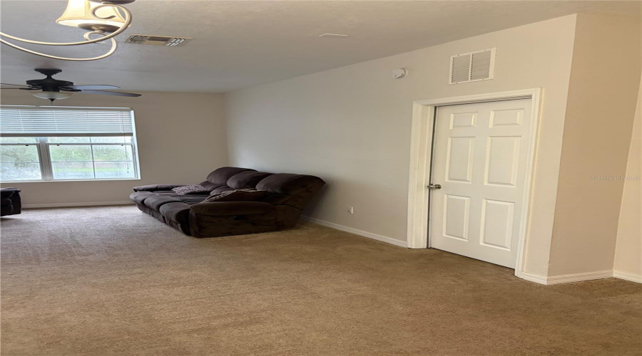 Davenport, Florida 33896, 3 Bedroom Bedrooms, ,2 Bathroombathrooms,Residential,For Sale,Venezia,0,Mfrtb8556336