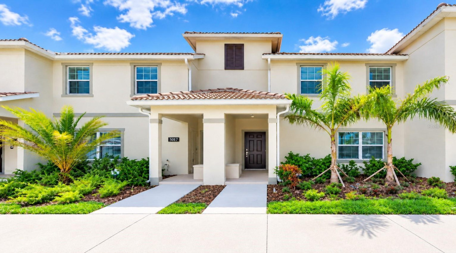 Kissimmee, Florida 34746, 4 Bedroom Bedrooms, ,3 Bathroombathrooms,Residential,For Sale,Windermere,0,Mfro6447765