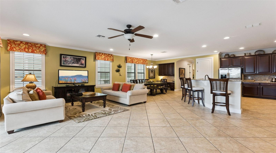 Reunion, Florida 34747, 5 Bedroom Bedrooms, ,4 Bathroombathrooms,Residential,For Sale,Loxahatchee Ct,0,Mfro6449376