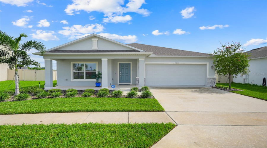 Davenport, Florida 33897, 4 Bedroom Bedrooms, ,2 Bathroombathrooms,Residential,For Sale,Vellacito,0,Mfro6449292