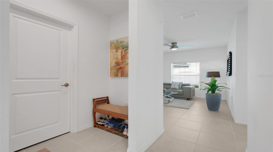 Davenport, Florida 33897, 4 Bedroom Bedrooms, ,2 Bathroombathrooms,Residential,For Sale,Vellacito,0,Mfro6449292